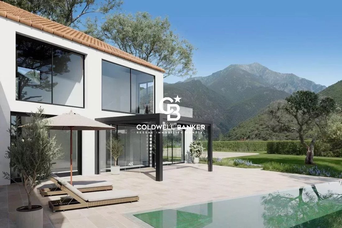 Villa in Nord, Roquefort-les-Pins, France 2 - 14818952