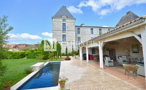 House in Bergerac, Nouvelle-Aquitaine, France 1
