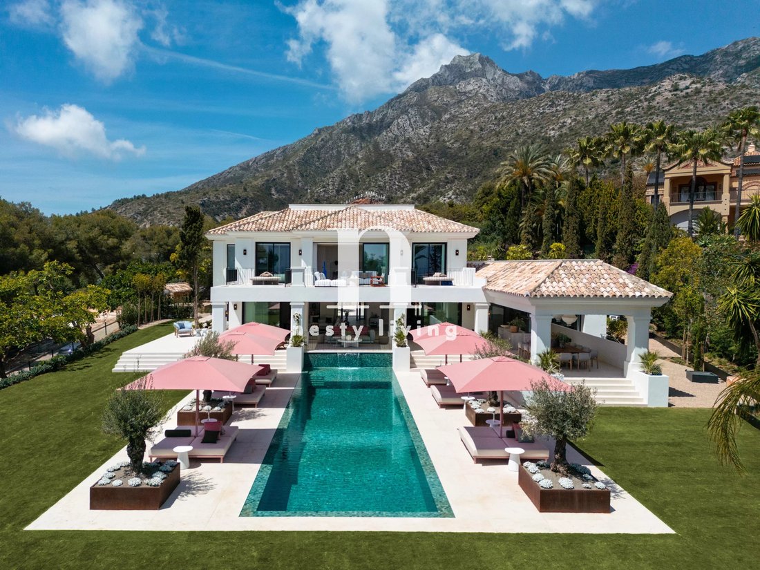Villa in Marbella, Andalusia, Spain 1 - 14628006