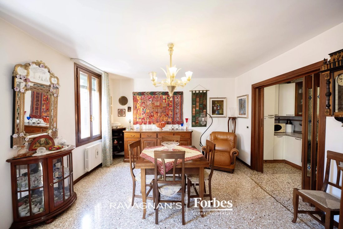 Apartment in Venice, Veneto, Italy 1 - 14815237