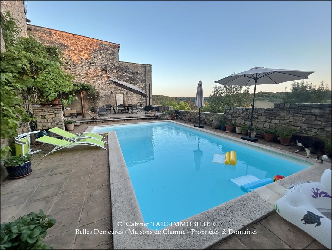 A XVth-Century Dream Awakened: Cordes-sur-Ciel’s Enchanted Retreat