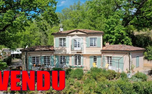 Villa en Châteauneuf-Grasse, Provenza-Alpes-Costa Azul, Francia 1