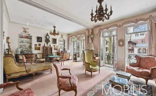 Apartment in Gros Caillou, Paris 7e Arrondissement, Paris 1