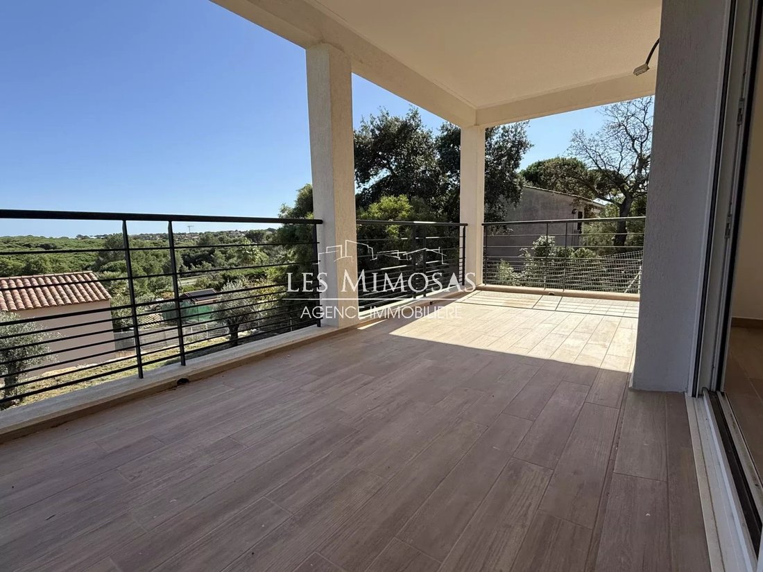 Villa in Frejus, Provence-Alpes-Côte d'Azur, France 4 - 14798876