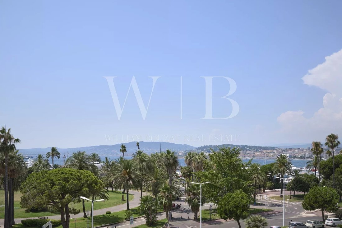 Apartment in Cannes, Provence-Alpes-Côte d'Azur, France 1 - 14578419