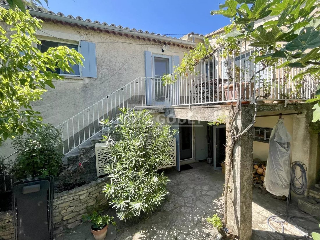 Casa a Goult, Provenza-Alpi-Costa Azzurra, Francia 2 - 14652848