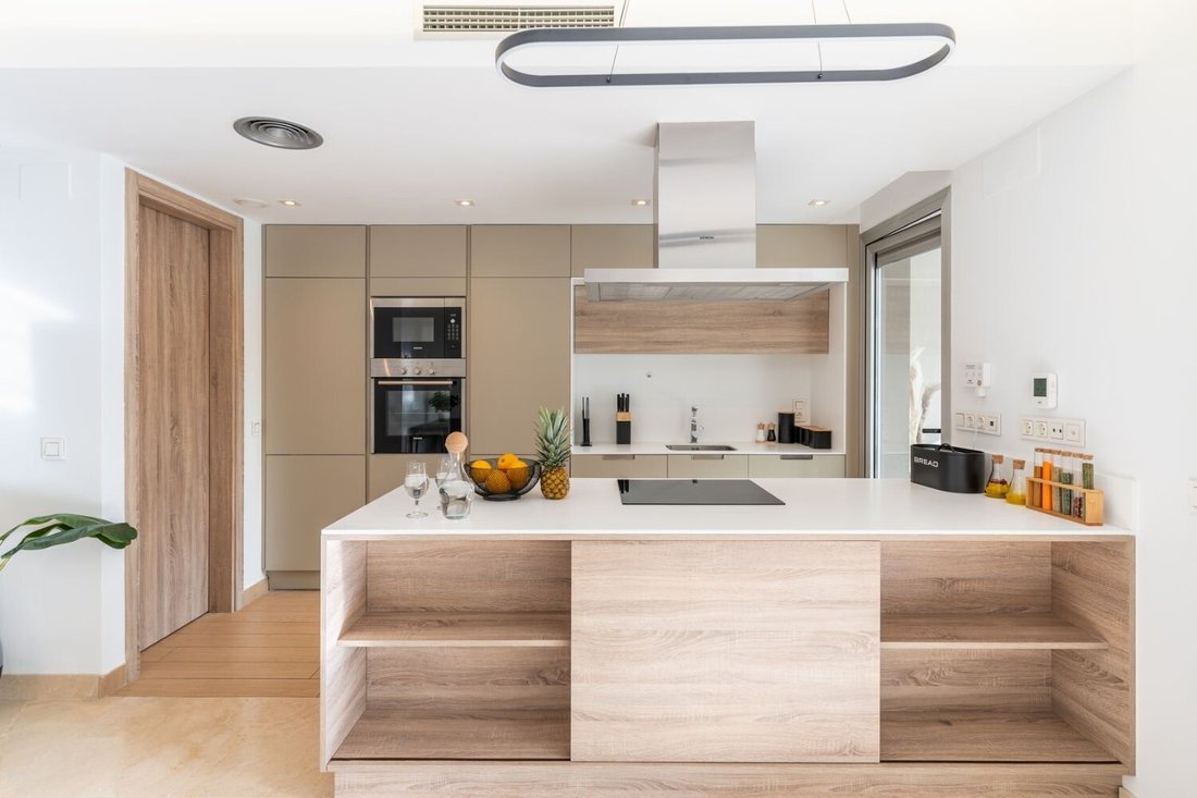 Apartment in Benahavis, Andalusia, Spain 3 - 14868020