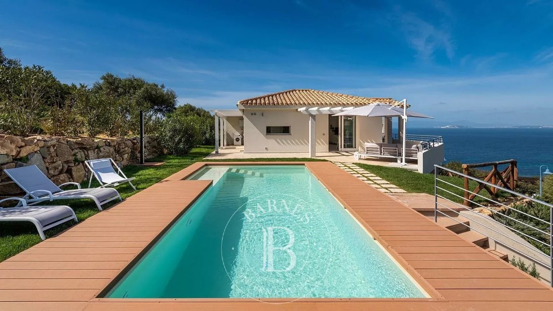 Villa in Historic Center, Quartu Sant'Elena, Italy 1 - 14858719