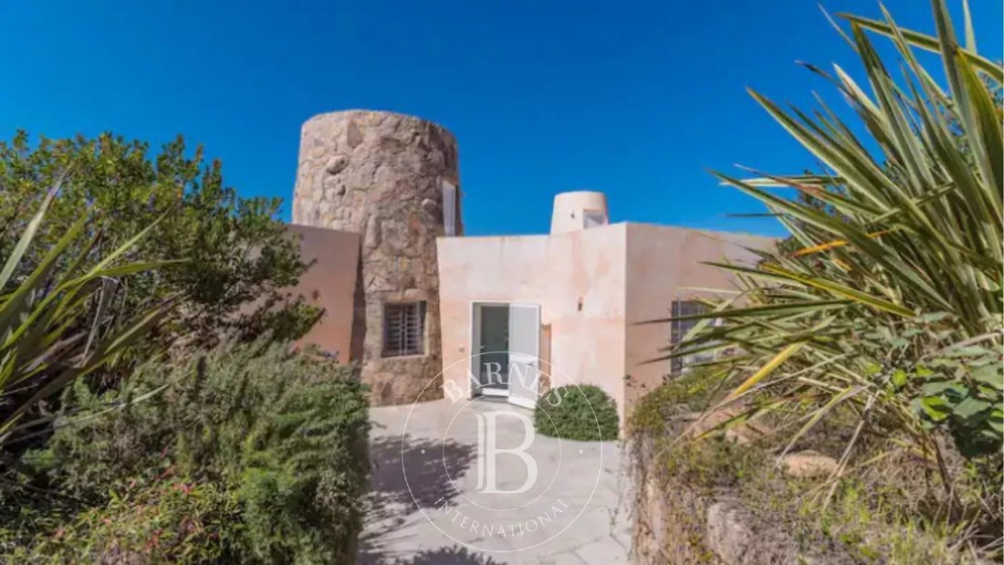 Villa in Loiri Porto San Paolo, Sardinia, Italy 2 - 14586372
