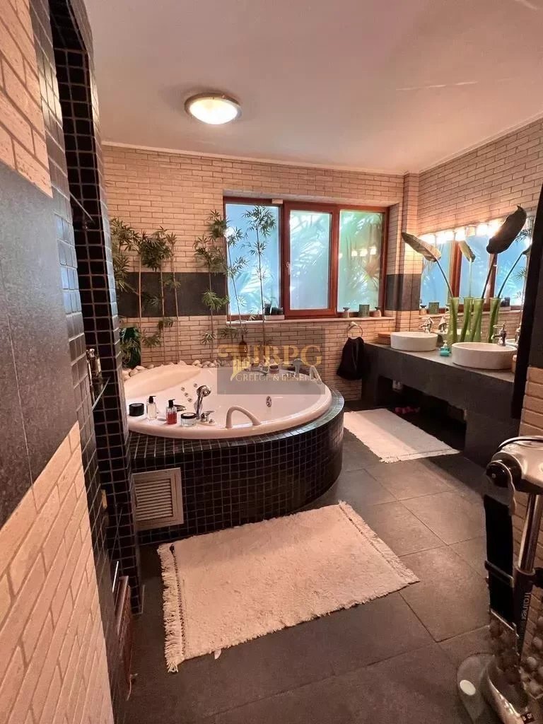 Villa in Voula, Attica, Greece 4 - 12398610