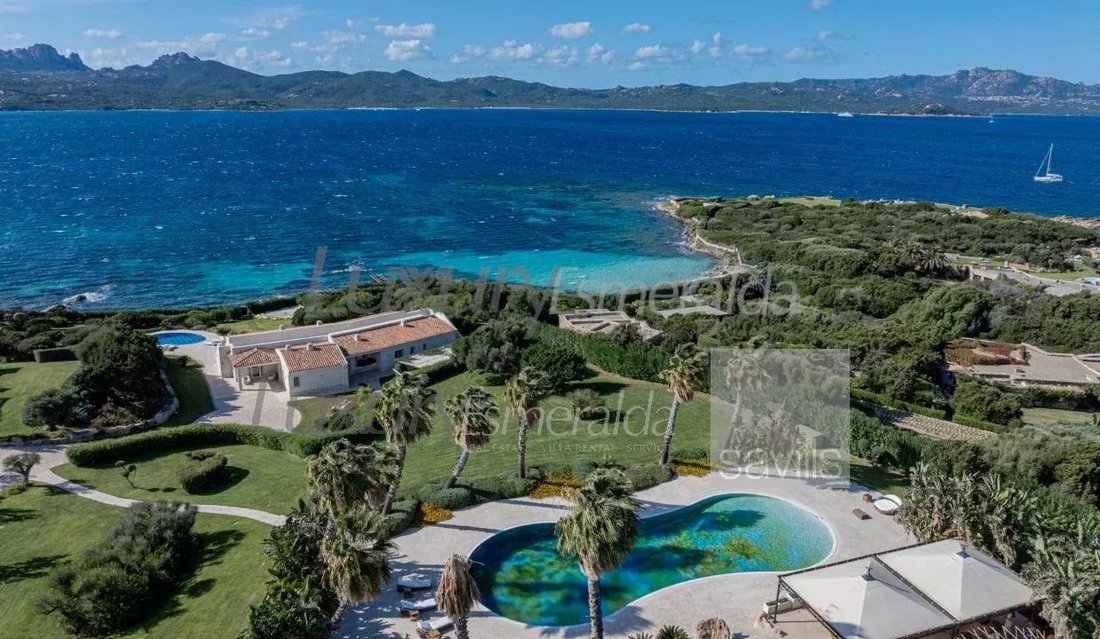 Villa in Porto Rotondo, Olbia, Sardinia 2 - 14869654