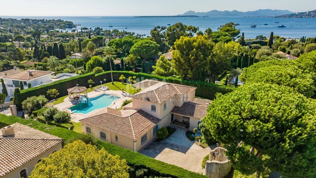 Villa a Antibes, Provenza-Alpi-Costa Azzurra, Francia 2 - 14863749