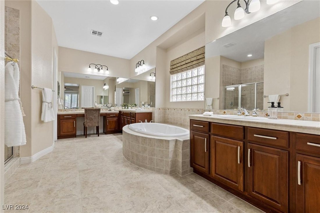 House in Las Vegas, Nevada, United States 4 - 14860481