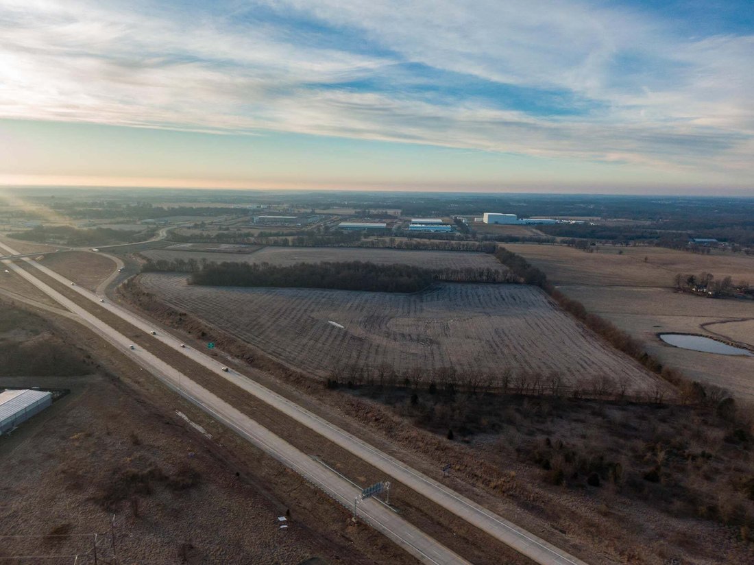 Land in Republic, Missouri, United States 4 - 11236880