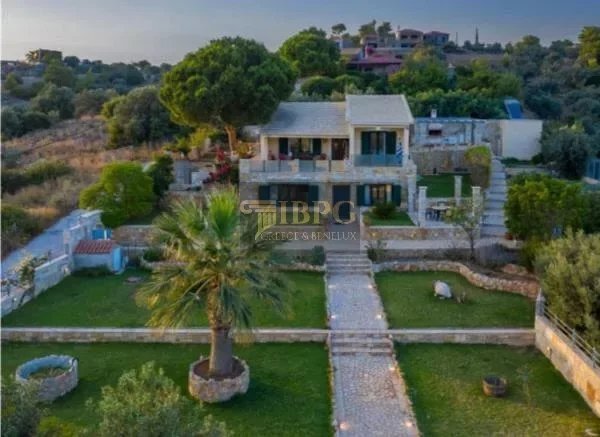 Villa in Koinotita Kranidiou, Kranidi, Greece 1 - 13422948