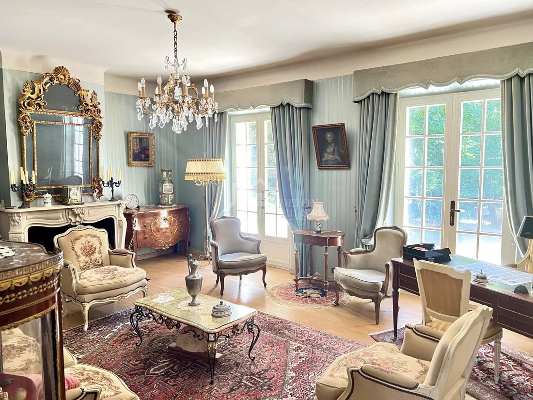 Estate in Maidieres, Grand Est, France 3 - 14670993
