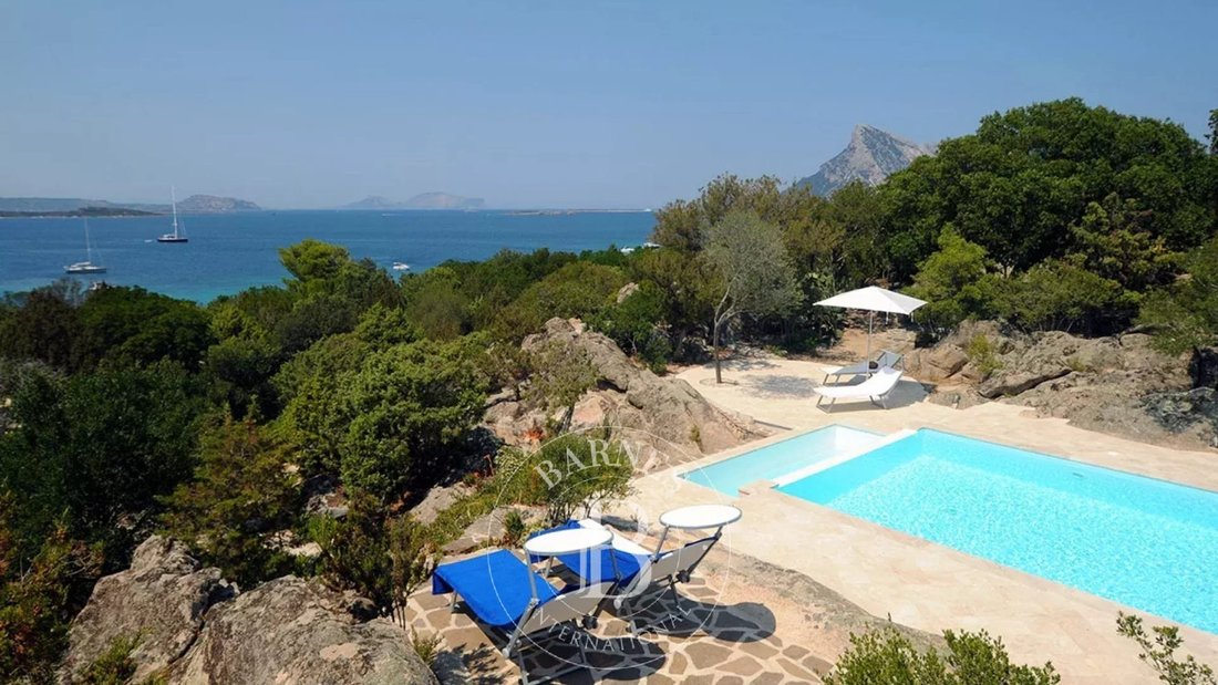 Villa in San Teodoro, Sardinia, Italy 1 - 14614724