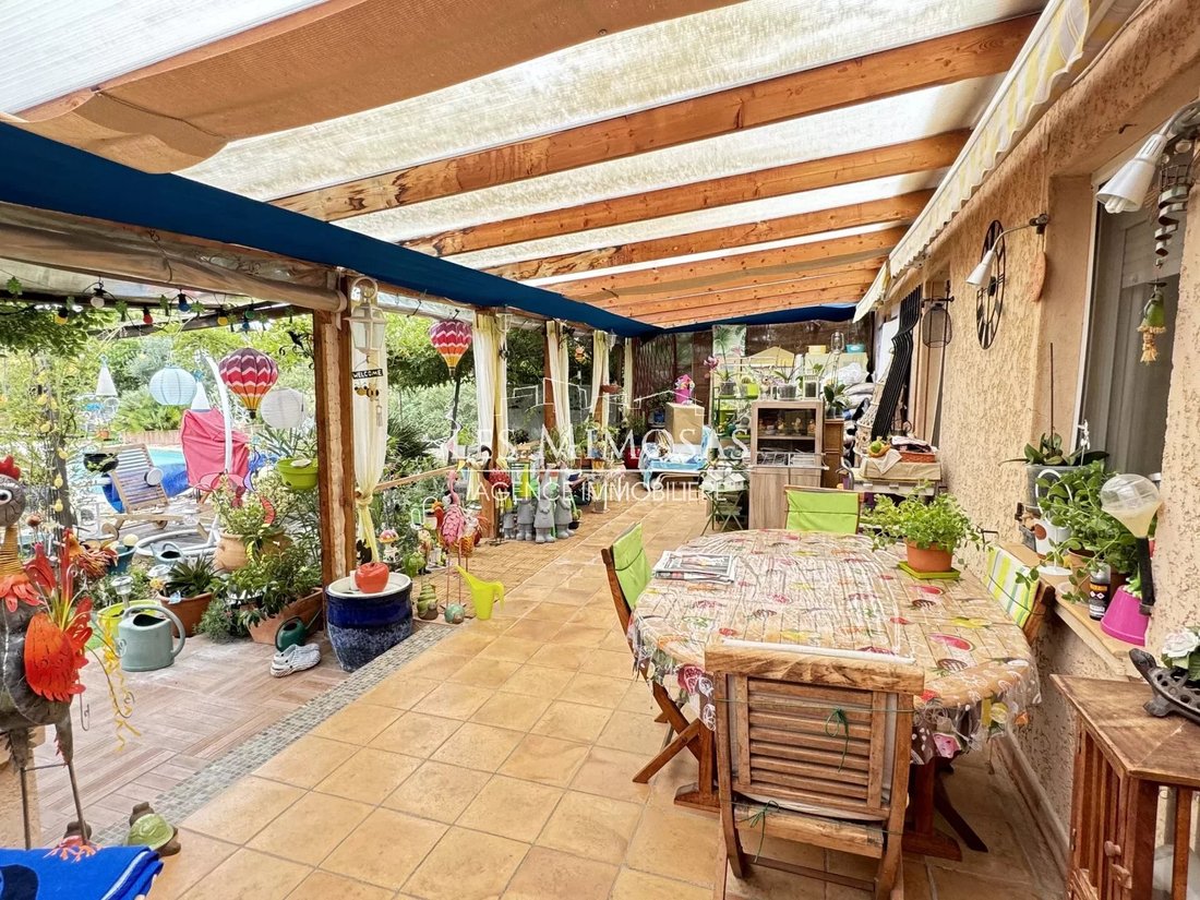 Estate in Le Cannet-des-Maures, Provence-Alpes-Côte d'Azur, France 5 - 14754172