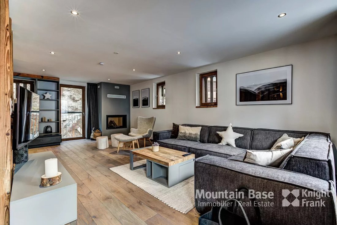 Apartment in Chamonix, Auvergne-Rhône-Alpes, France 2 - 14745694