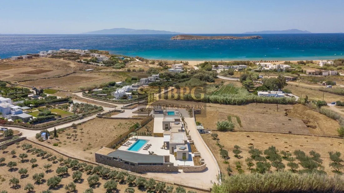 Villa in Paros, Aegean, Greece 3 - 14022353