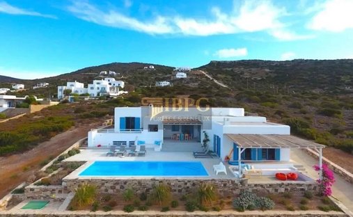 Villa in Antiparos, Aegean, Greece 1
