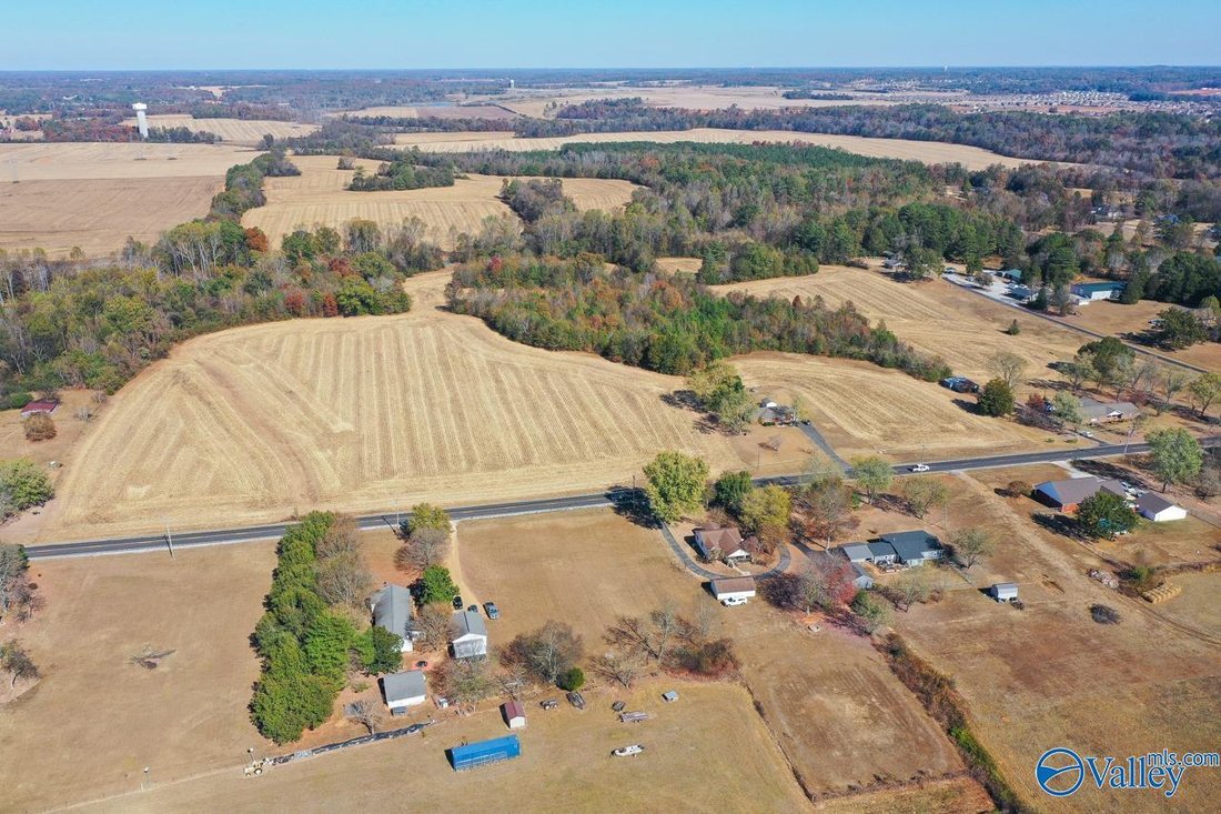 Land in Harvest, Alabama, United States 2 - 14870203