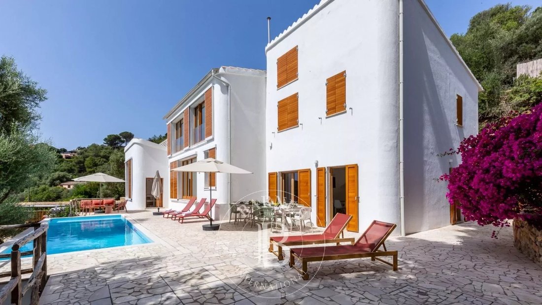 Villa in Maracalagonis, Sardinia, Italy 2 - 14729832