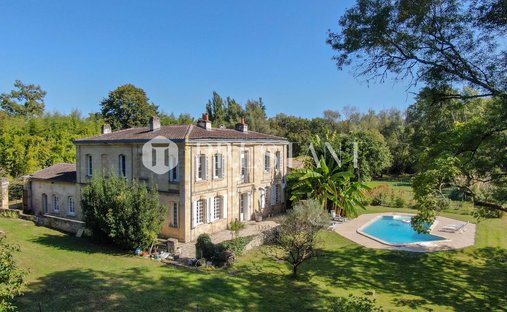 House in Cadaujac, Nouvelle-Aquitaine, France 1
