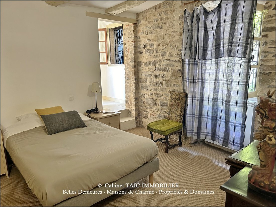 A XVth-Century Dream Awakened: Cordes-sur-Ciel’s Enchanted Retreat
