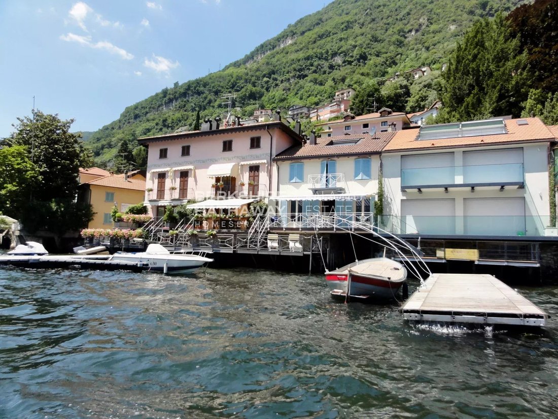 Villa en Carate Urio, Lombardía, Italia 5 - 14861739