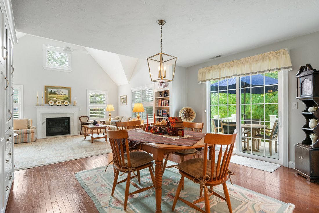 Townhouse in Plymouth, Massachusetts, United States 4 - 14871380