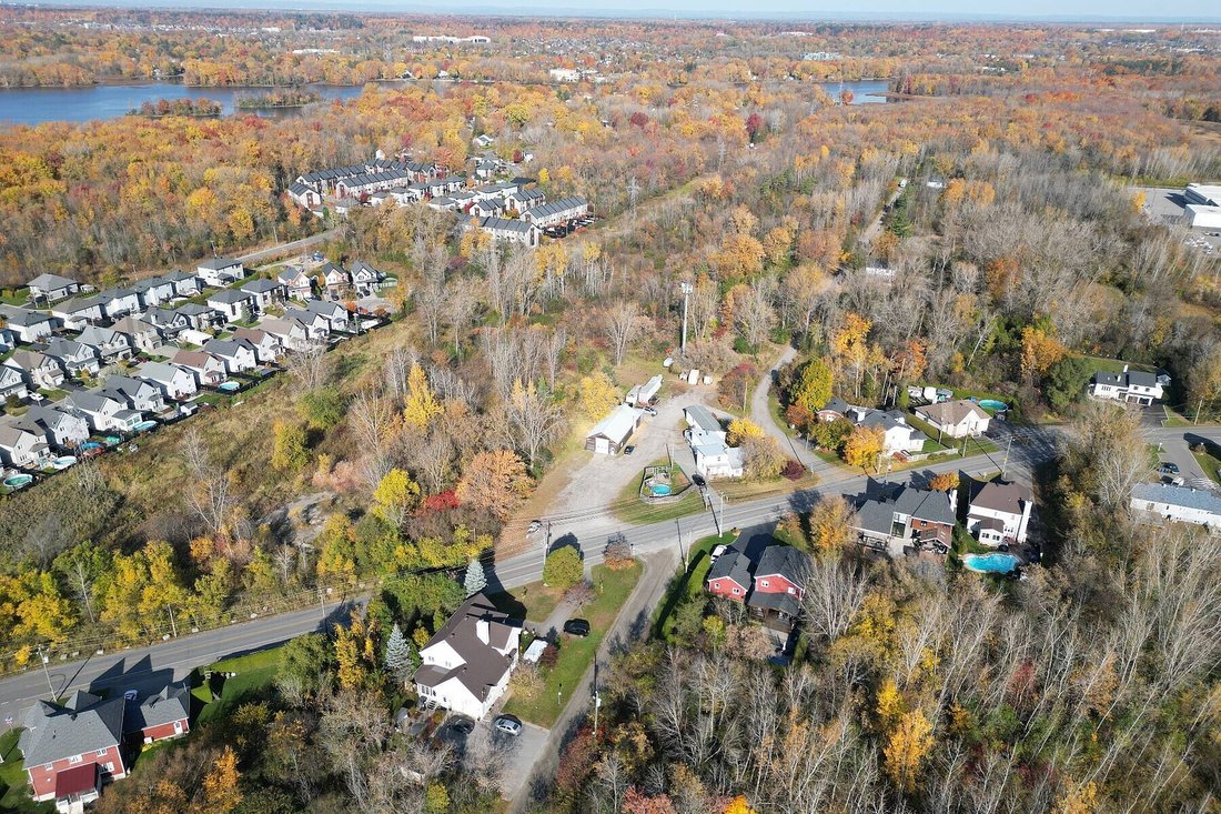 Terreno a Laval, Québec, Canada 2 - 14871147
