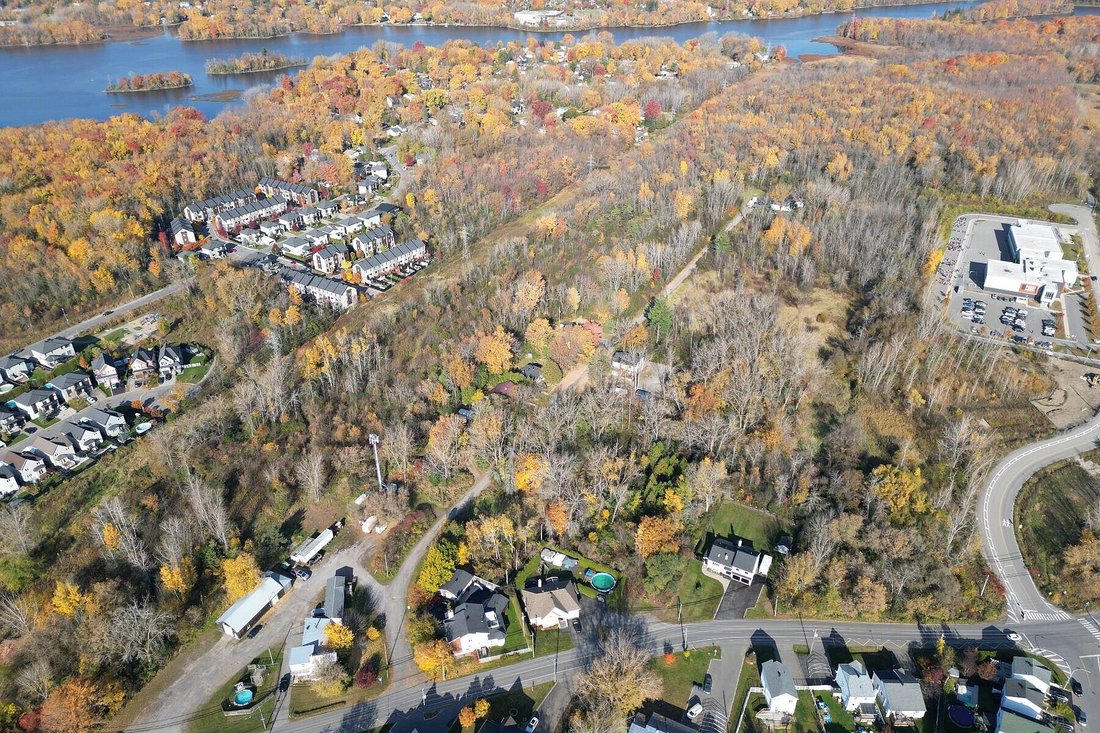 Terreno a Laval, Québec, Canada 3 - 14871147