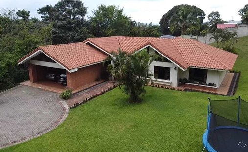 House in Grecia, Guanacaste Province, Costa Rica 1