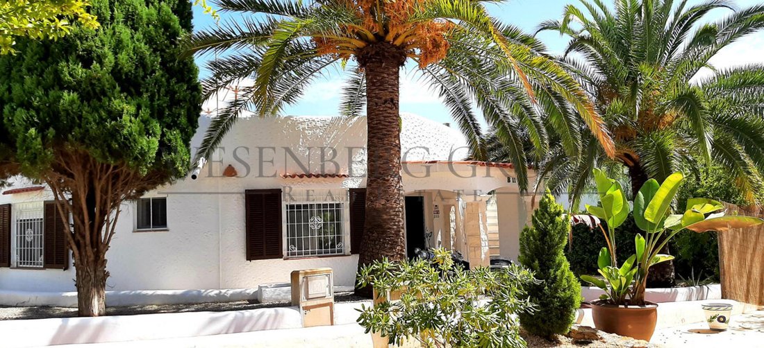 Villa in Sant Antoni de Portmany, Balearic Islands, Spain 1 - 14872643