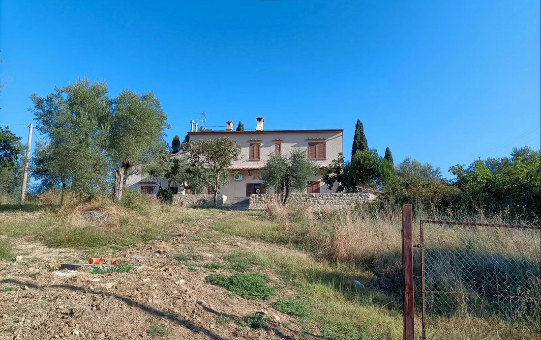 Roccastrada, Tuscany, Italy 2 - 14872410