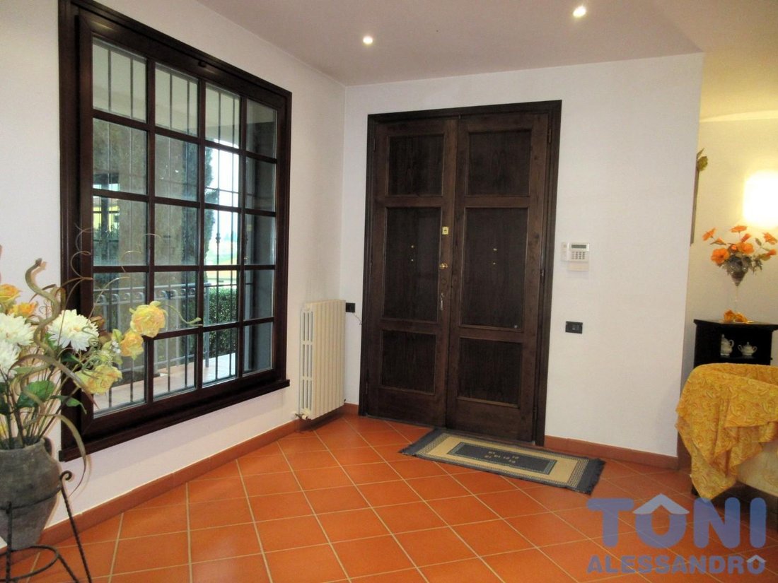 Villa in Center, Cerreto Guidi, Tuscany 2 - 14873395