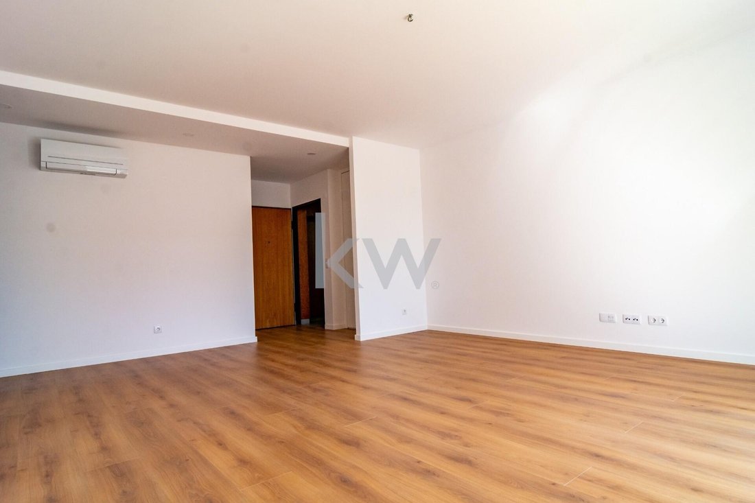 Apartment in Odivelas, Lisbon, Portugal 4 - 14770512
