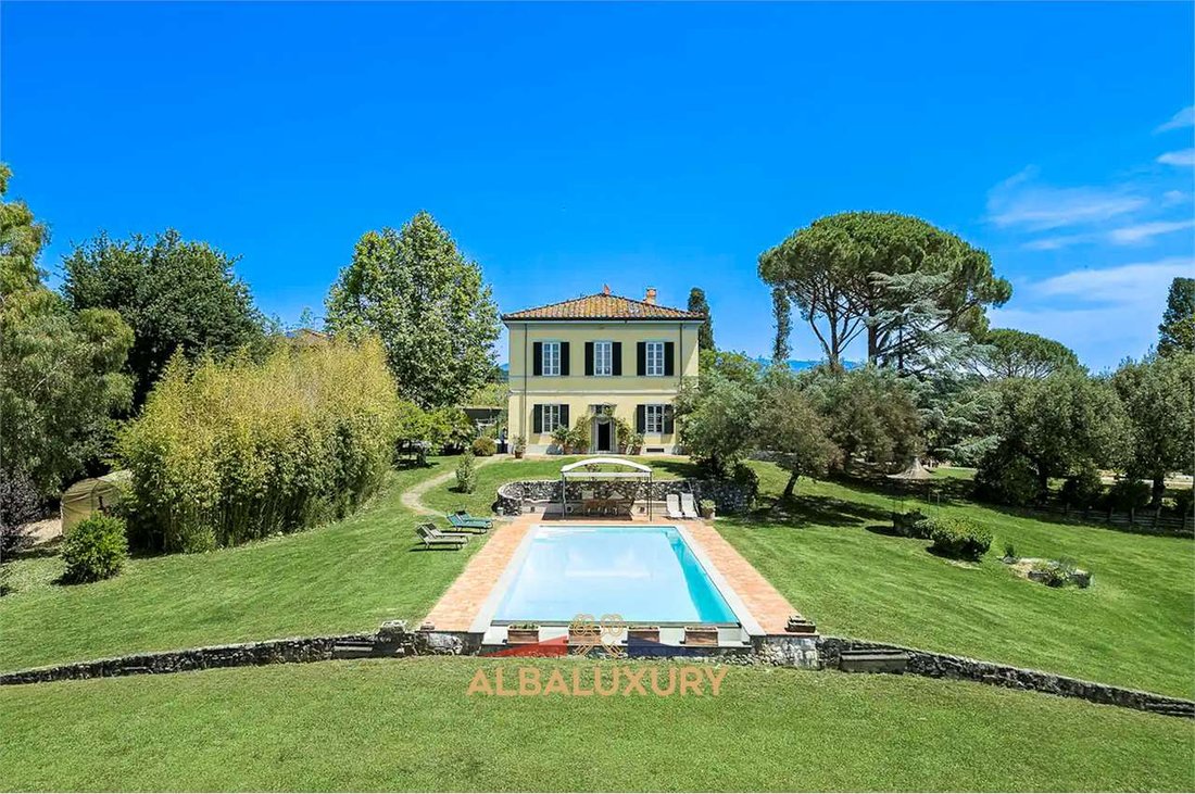 Villa Unica A Lucca, Toscana In Lucca, Tuscany, Italy For Sale (14873390)