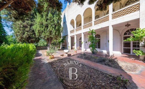 Estate in Ouest, Prades, France 1