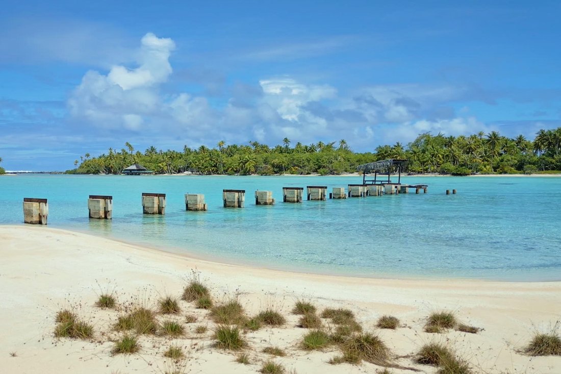 Private Island in Rangiroa, French Polynesia 3 - 14872534