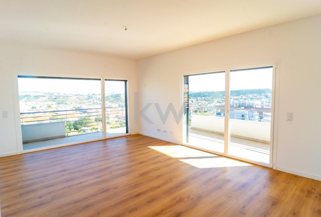 Apartment in Odivelas, Lisbon, Portugal 1 - 14770557