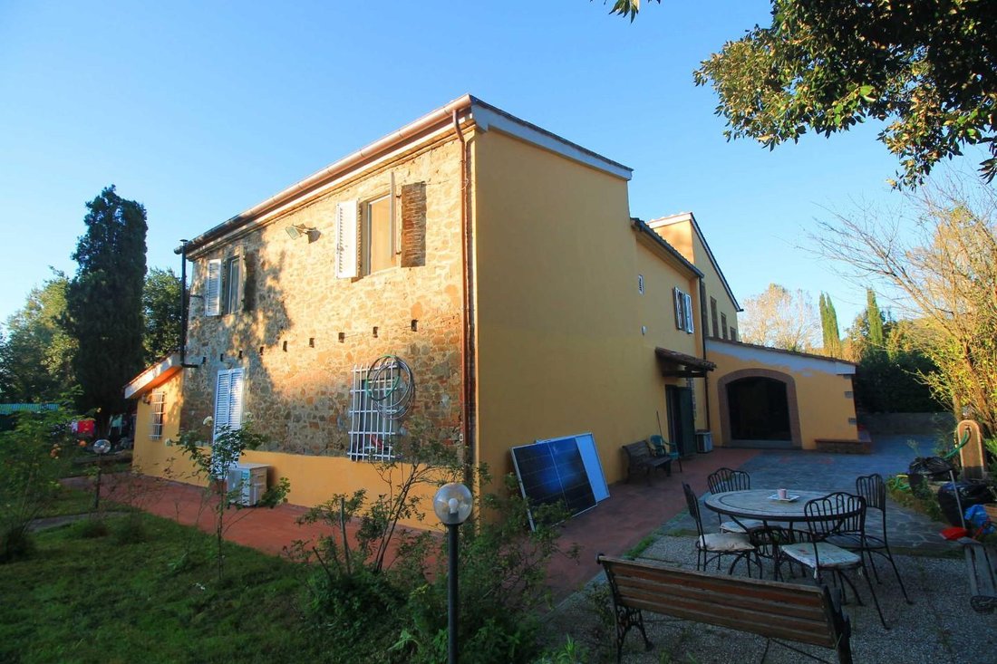 Farm Ranch in Center, Vinci, Tuscany 4 - 14873257