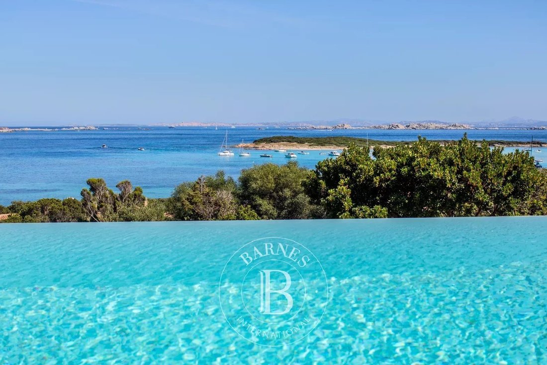 Villa in Bonifacio / Bunifaziu, Corsica, France 2 - 12947876