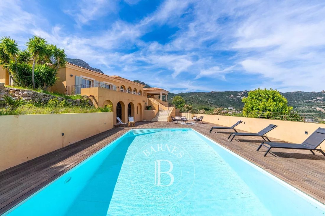 Villa in Secteur Périphérique, Calvi, France 3 - 12960291