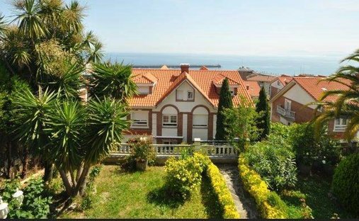 Castle for Sale in Castro-Urdiales, Cantabria, Spain