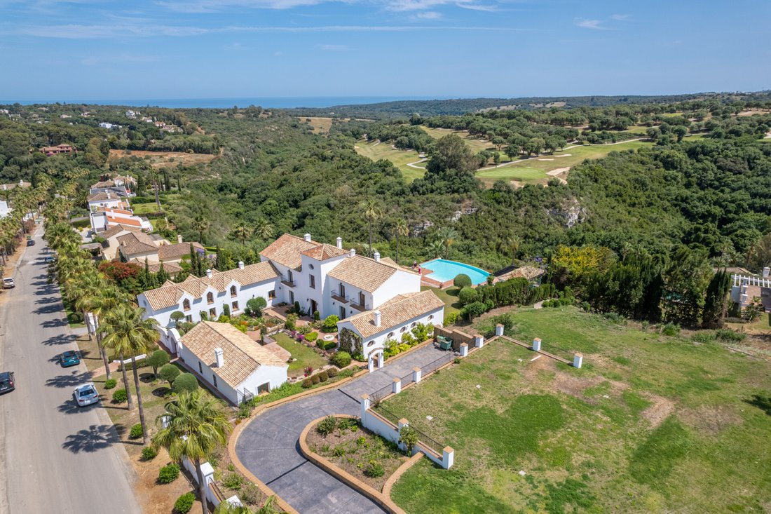 Villa in Sotogrande, San Roque, Andalusia 2 - 14873693