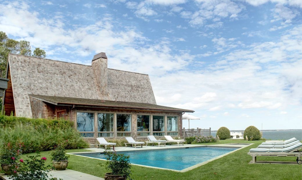 Contemporary House By In Hampton Bays, New York, United States