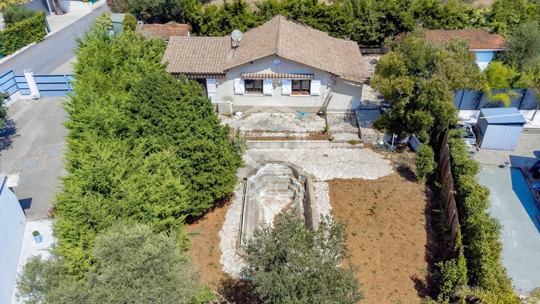 Villa in Mougins, Provence-Alpes-Côte d'Azur, France 4 - 13416521