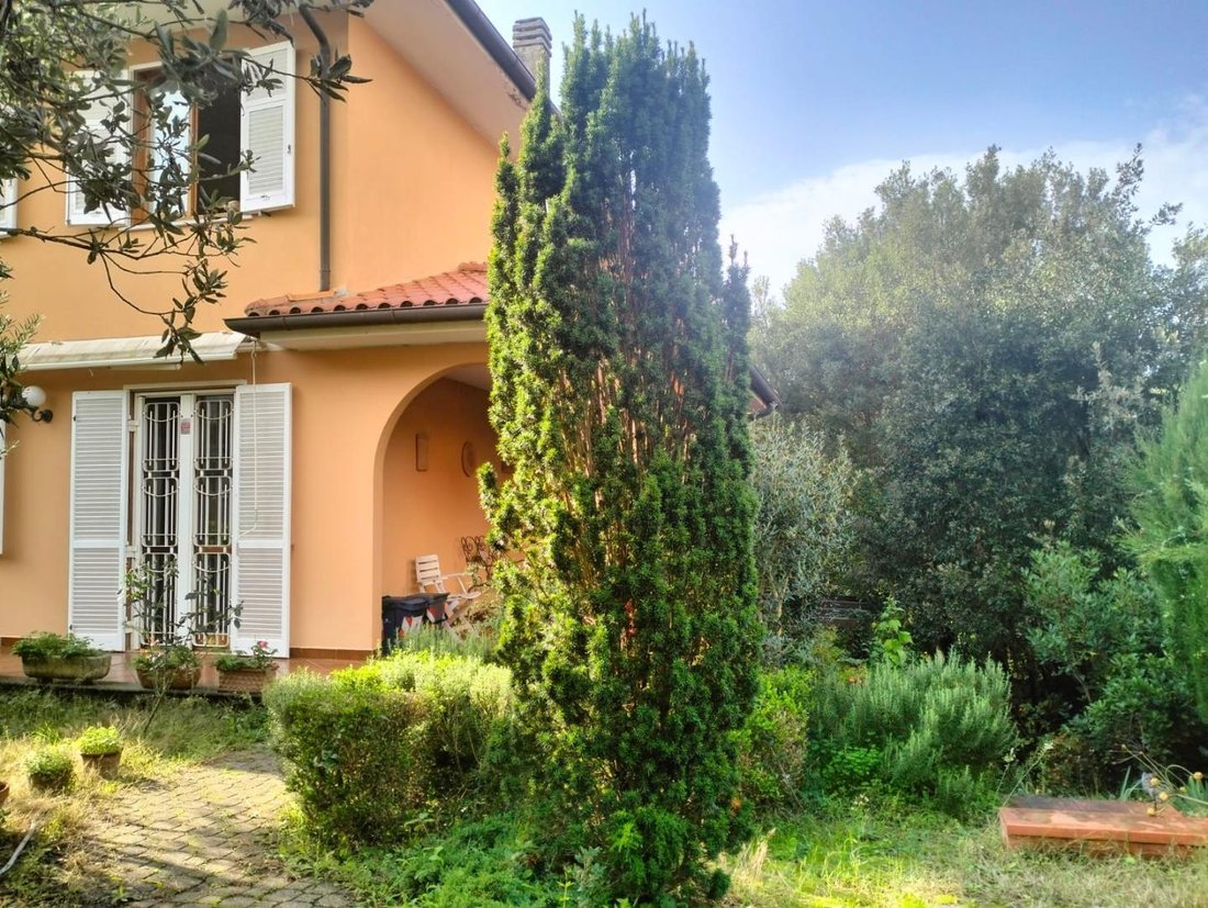 Country House in Montenero, Livorno, Tuscany 3 - 14873387